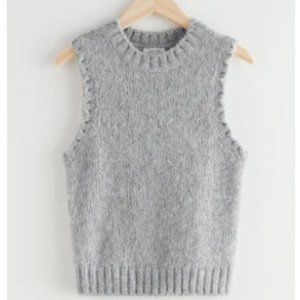& OTHER STORIES Fuzzy Scallop Knit Vest Size S